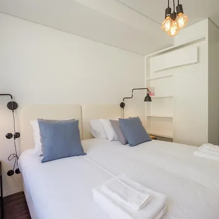 Apartment Nomad's 2bed Riverside Lisbon