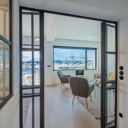 Apartment Nomad's 2bed Riverside Lisbon