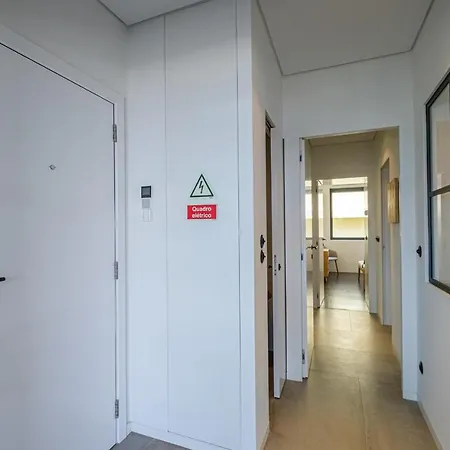 Nomad's 2bed Riverside Lägenhet